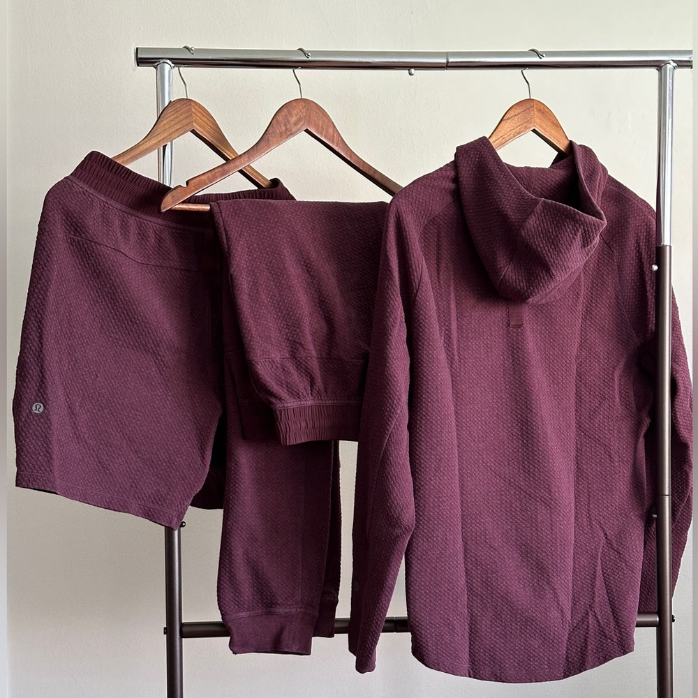 Lululemon At Ease Hoodie Small Burgundy